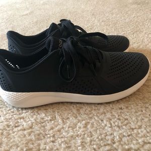Literide croc sneakers size women’s 9